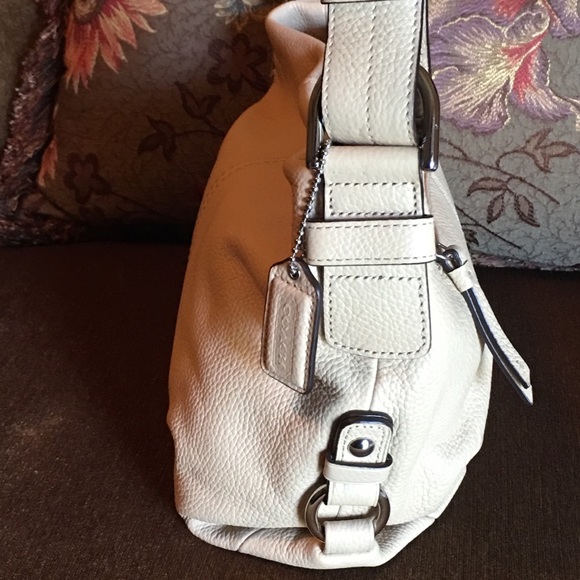 Coach Purse - Picture 4 of 6